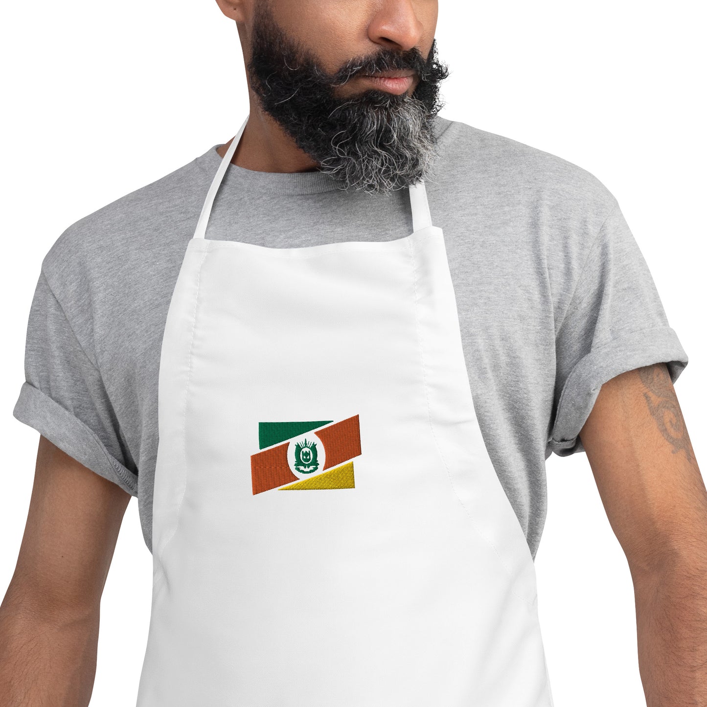 BBQ Apron - Brazuca Abroad - Gaucho Barbecuer - RS Tri Legal - Brazilian Regional Clothing | Berimba