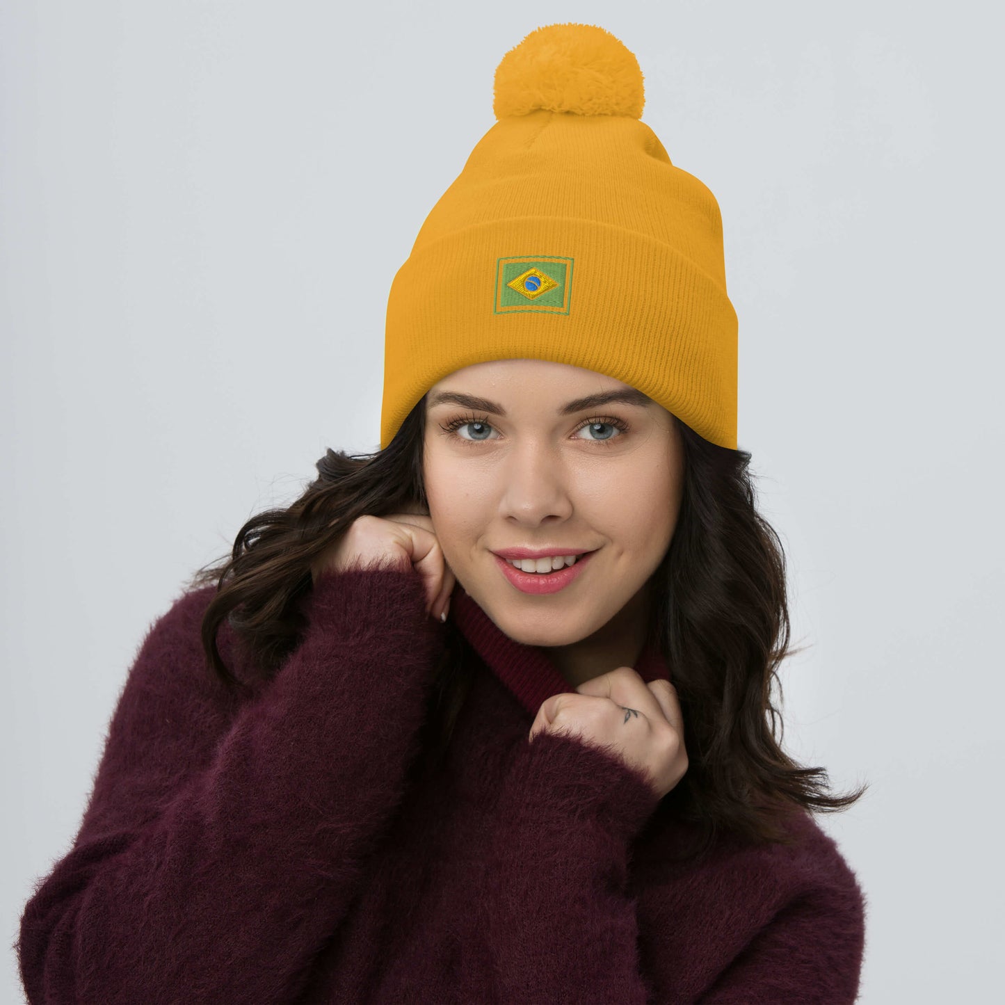 Beanie with Pompom - Brazil Grife Flag - Brazilian Regional Clothing | Berimba