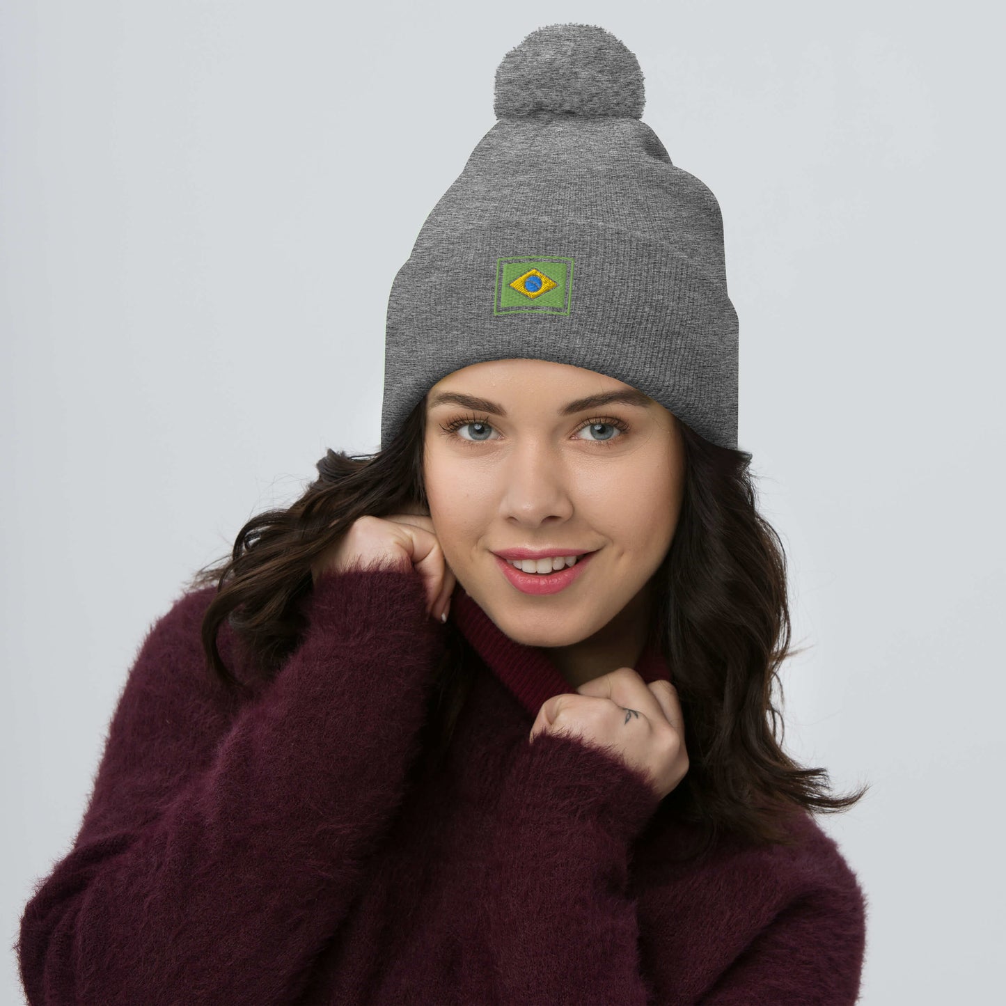 Beanie with Pompom - Brazil Grife Flag - Brazilian Regional Clothing | Berimba