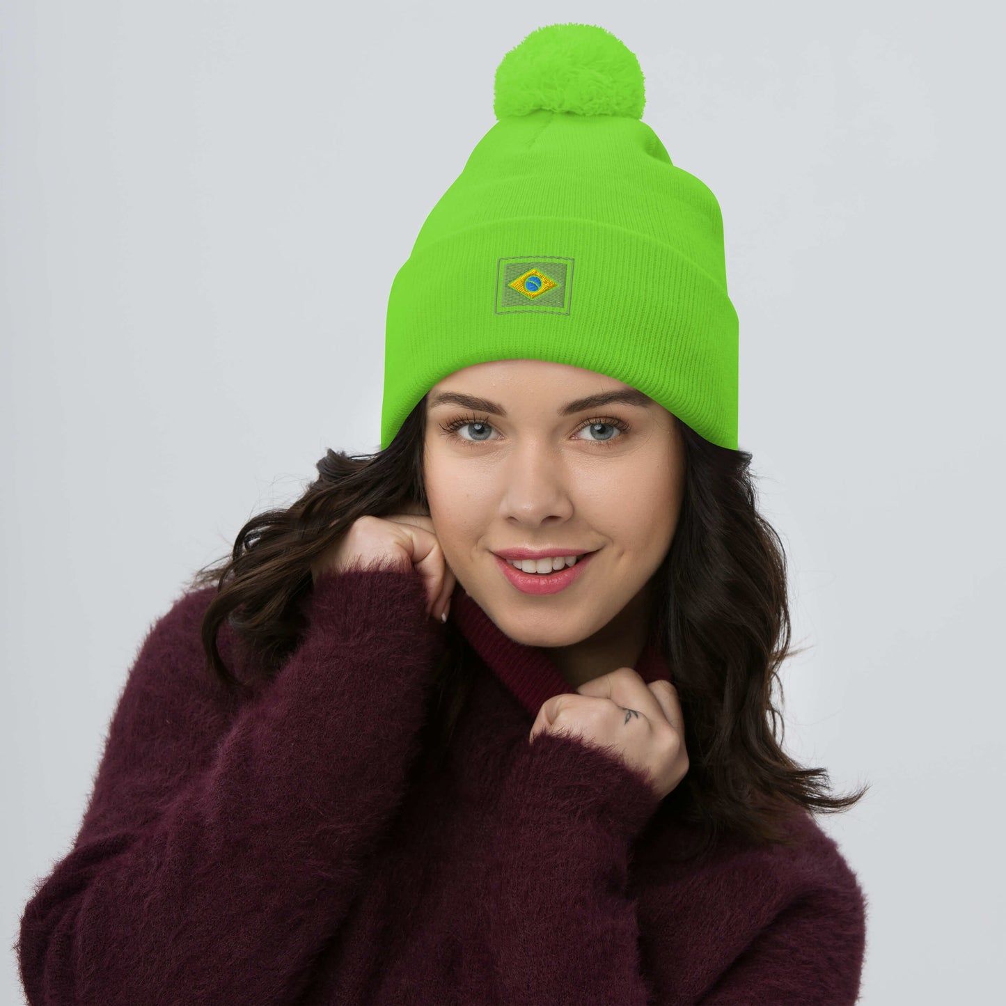 Beanie with Pompom - Brazil Grife Flag - Brazilian Regional Clothing | Berimba