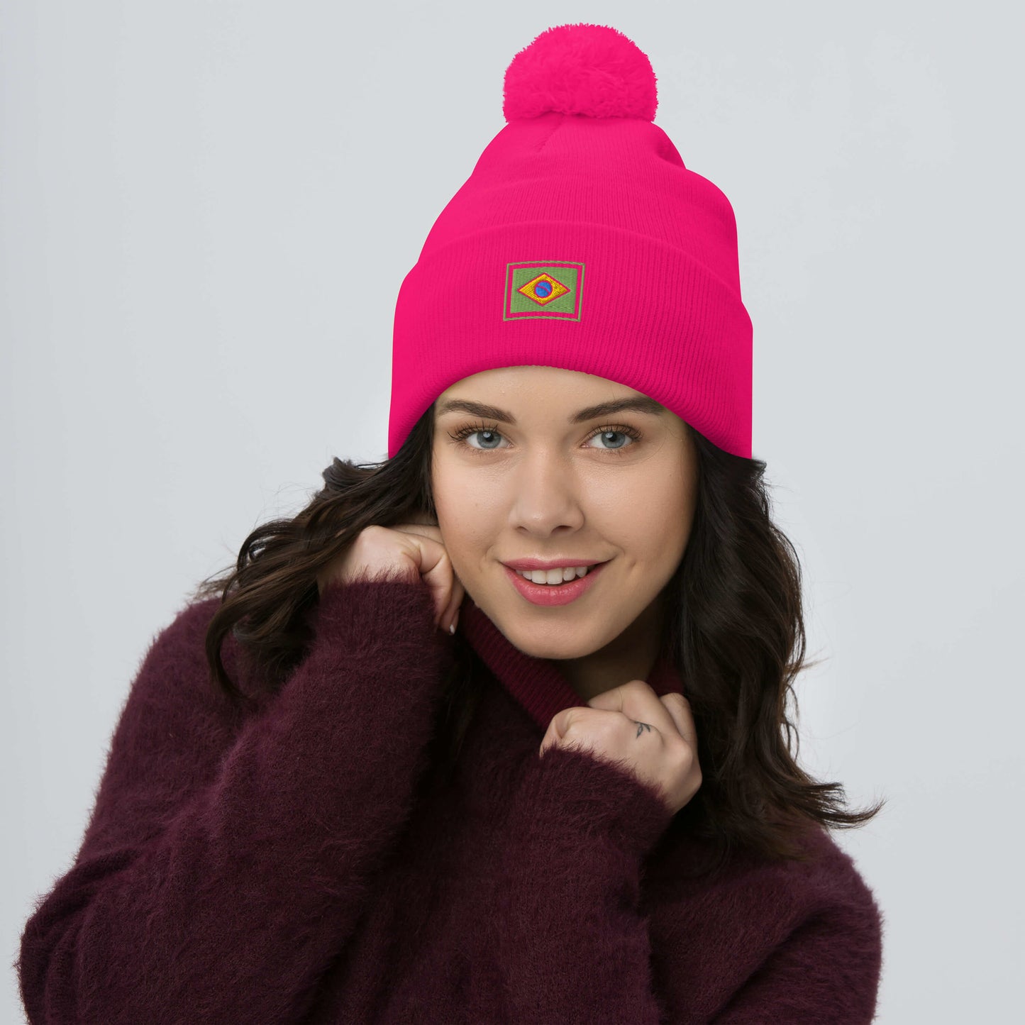 Beanie with Pompom - Brazil Grife Flag - Brazilian Regional Clothing | Berimba